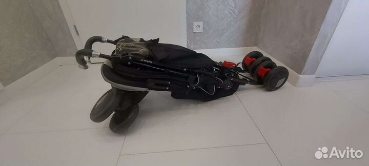 Коляска maclaren techno xt