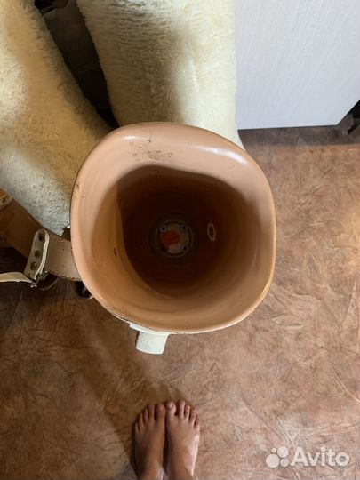 Протез левой ноги выше колена