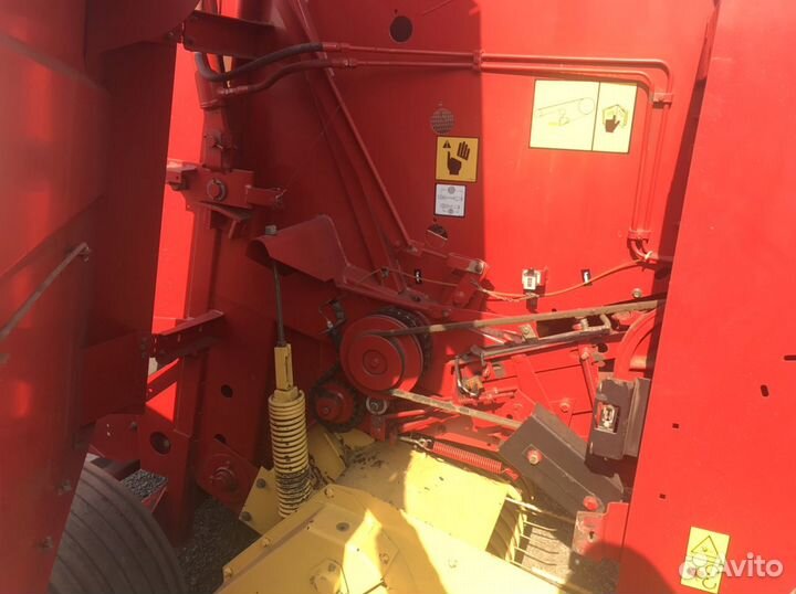 Пресс-подборщик New Holland Пресс-подборщик рулонный BR, 2003