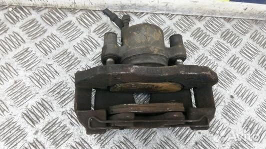 Суппорт тормозной передний левый ford C-MAX 1 (8LV