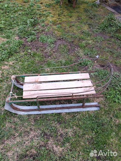 Санки старинные детские