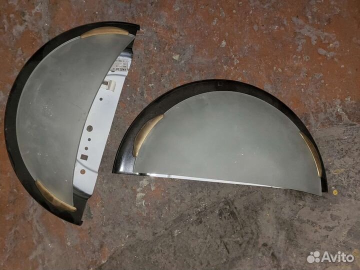 2 светильника навесных