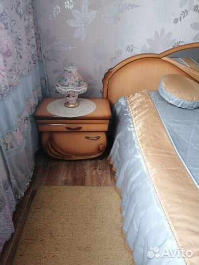 Спальный гарнитур бу