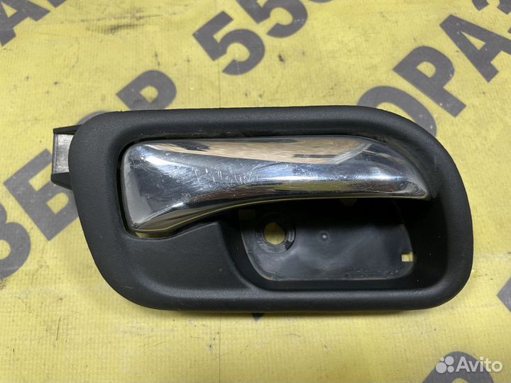 Ручка задняя правая внутренняя Honda Accord 7