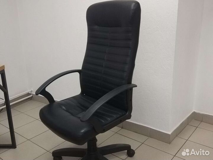 Компьютерное кресло Hoff