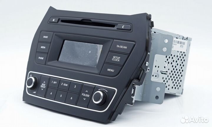 Автомагнитола штатная на Hyundai Santa Fe 2017