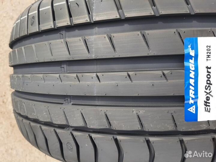 Triangle EffeXSport TH202 255/45 R18