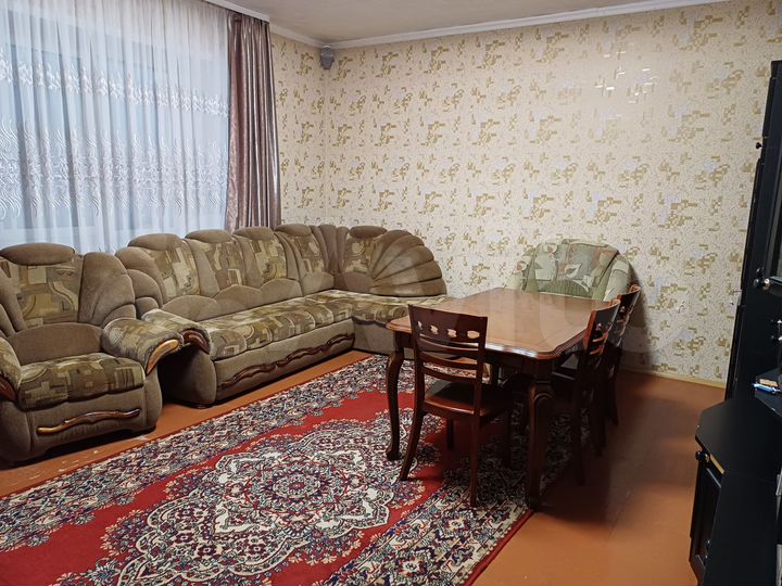 Коттедж 200 м² на участке 13 сот.