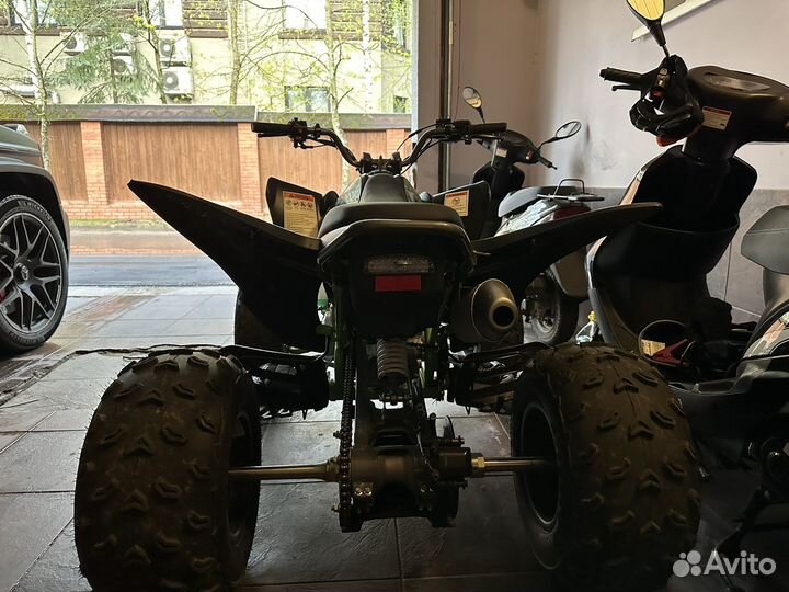 Продаю новый спортивный квадроцикл
