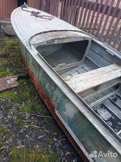Алюминиевая лодка