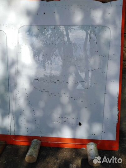 Стекла кабины мтз 80 ук (дверь и окно)