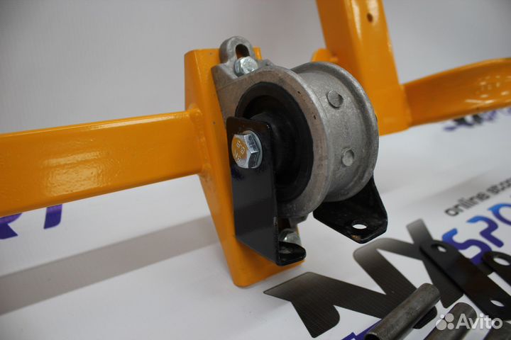 Подрамник разаточной коробки Нива 2121, 21214, 213