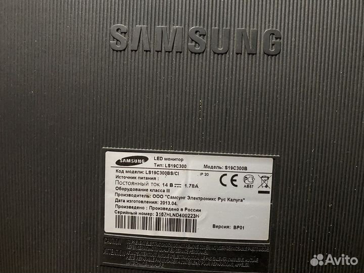 Монитор Samsung