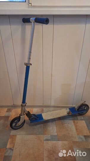 Самокат. Высота 90 см. Не складывается