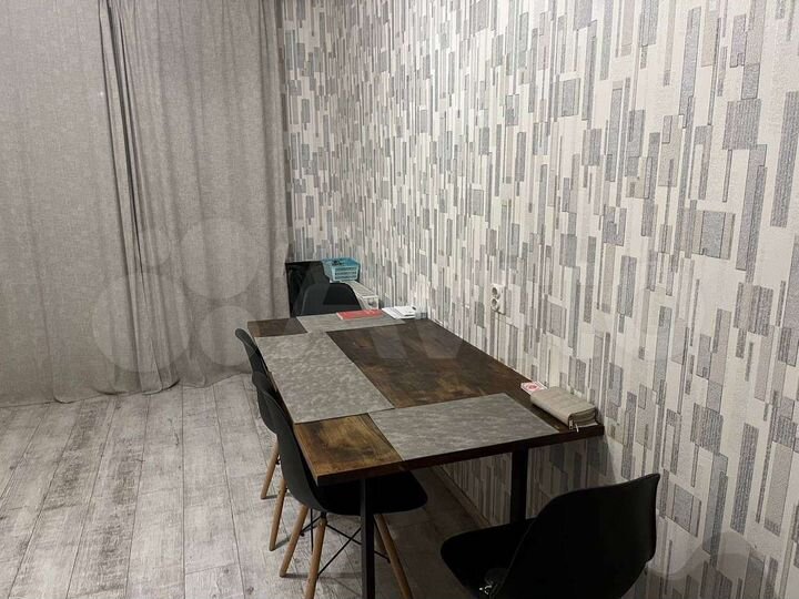 2-к. квартира, 74 м², 3/10 эт.