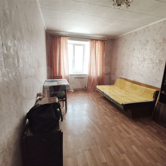 Комната 18,3 м² в 4-к., 3/5 эт.