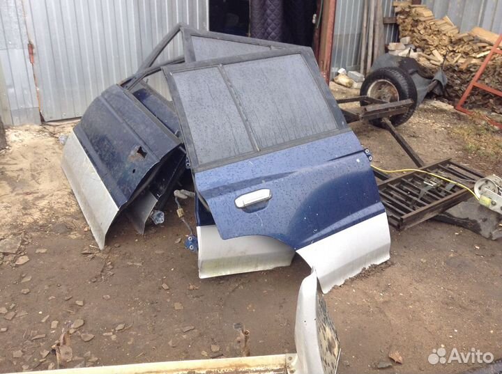 Двери для митсубиси паджеро 2 2000 гв