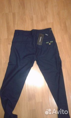 Фирменные джинсы