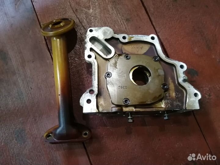 Масляный Насос VAG Гольф 4 1,4