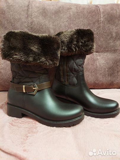 Женские резиновые сапоги