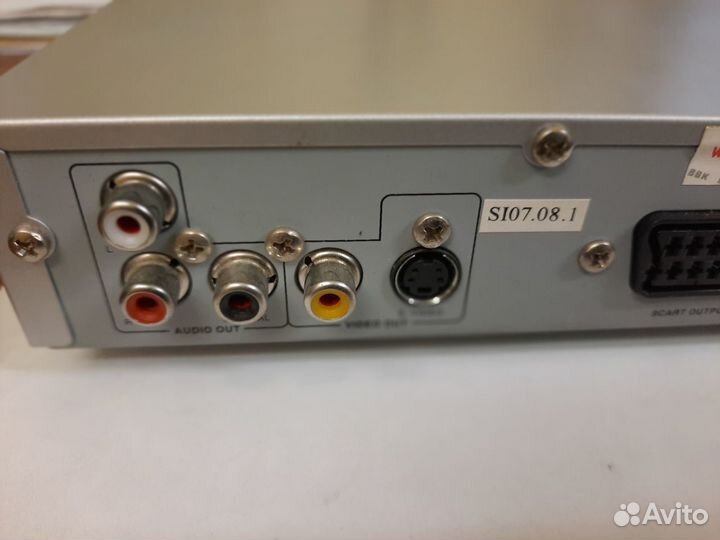 DVD плеер BBK DV115SI