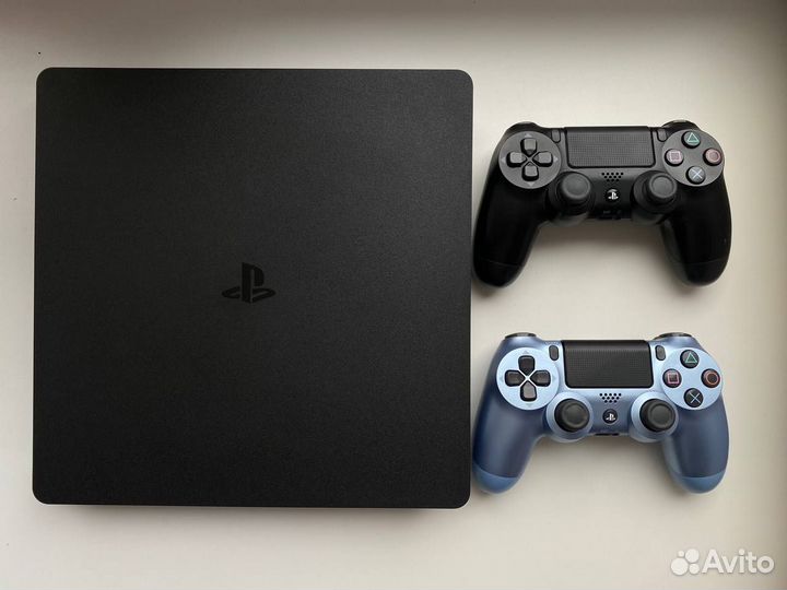 Sony playstation 4 slim 500 GB + 2 геймпада