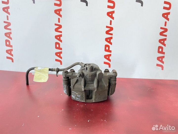 Суппорт передний правый Honda Stepwgn RG1 2.0 AT