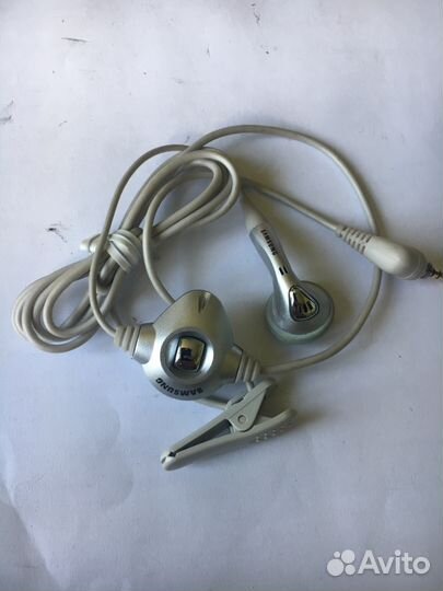 Зарядка samsung и гарнитура оригинал