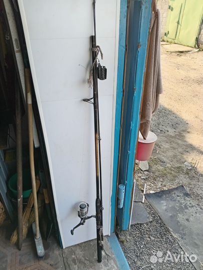 Спининг с катушкой бу