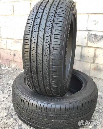 Kumho Solus TA51 215/55 R17 94V