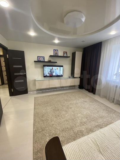 2-к. квартира, 57 м², 7/7 эт.