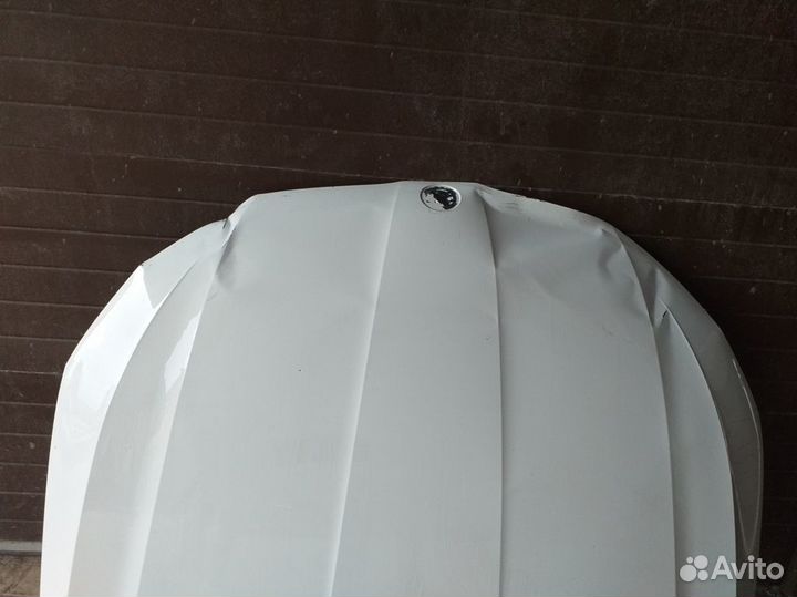Капот Skoda Octavia A8 2020 год дефект
