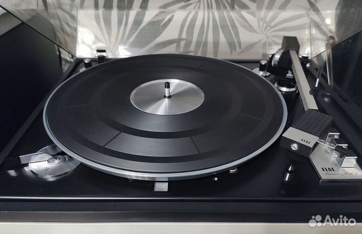 Виниловый проигрыватель Elac Miracord 50H II