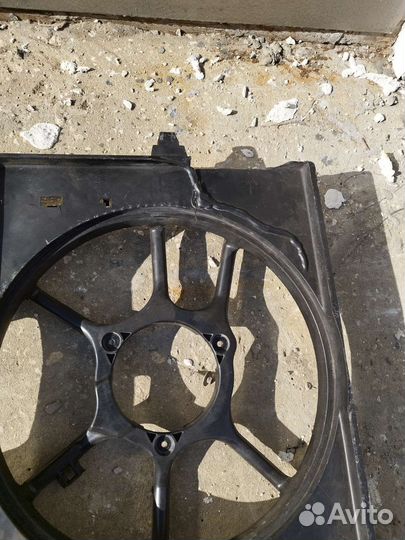 Вентилятор радиатора Nissan X-trail t31