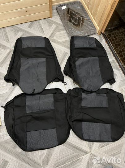 Автомобильные универсальные чехлы на сиденья
