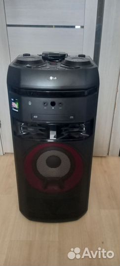 Музыкальная колонка LG