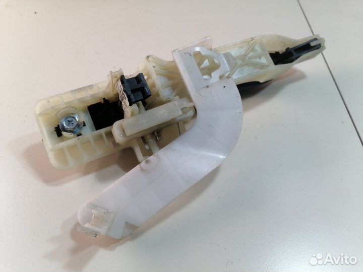 Ручка двери задняя левая Hyundai I40 VF D4FD