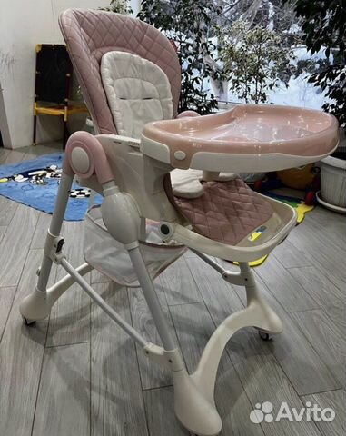 Стульчик для кормления carrello
