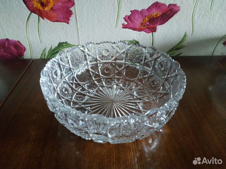 Ваза, штоф, розетки, икорница хрустальные