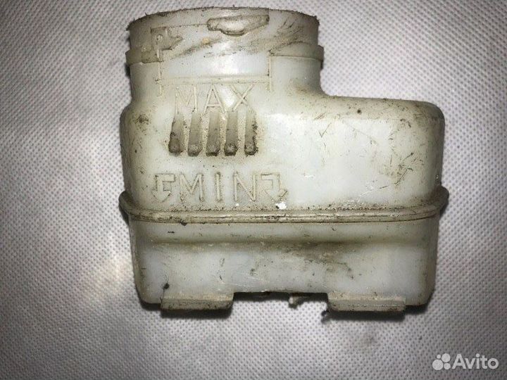 Бачок для тормозной жидкости Honda Hr-V GH3 D16W1