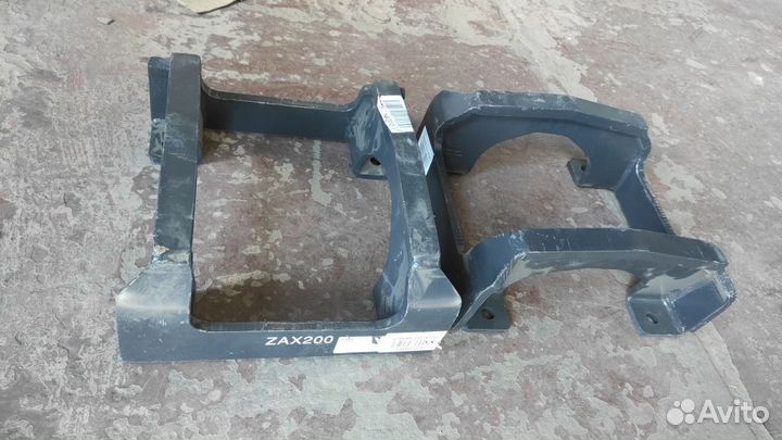 Защита катка 81EM-30750 R210LC-9BH CH