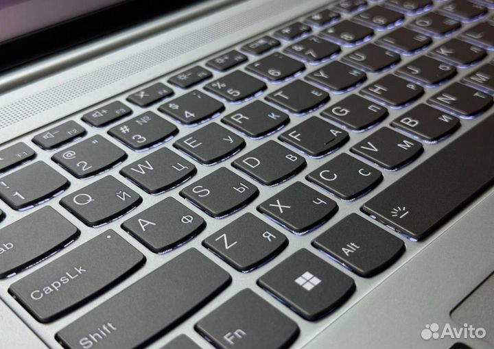 Новый ноутбук Lenovo 15