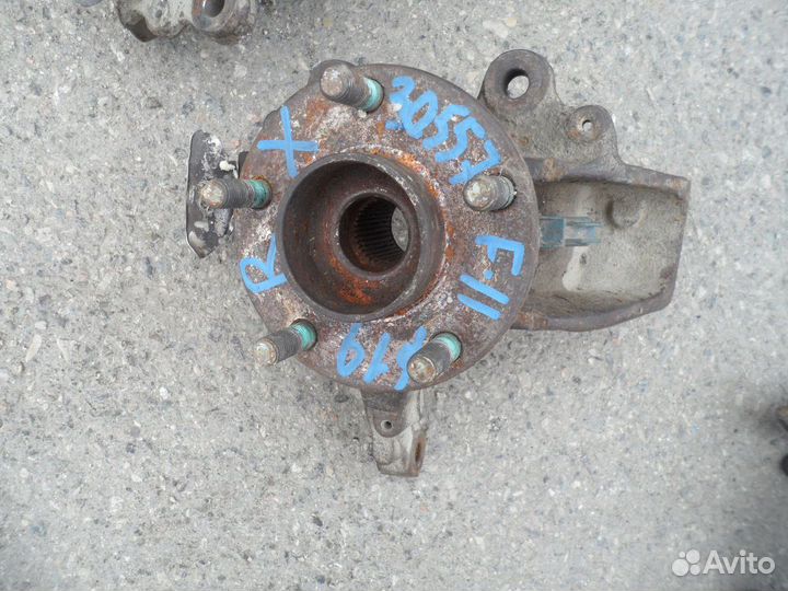 Кулак поворотный передний правый Ford Focus