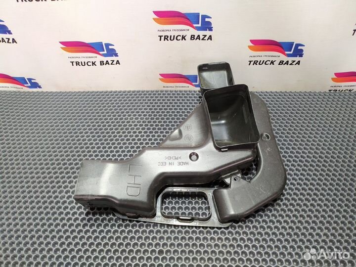 82359970 Воздуховод Renault T