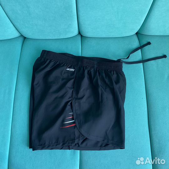 Шорты новые New Balance