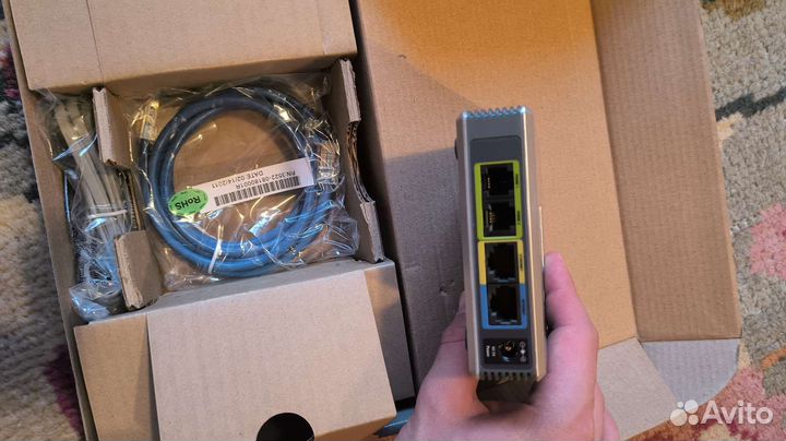 Телефонный адаптер с роутером