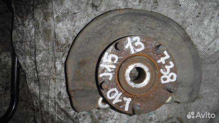 Кулак поворотный передний правый Mitsubishi Lance