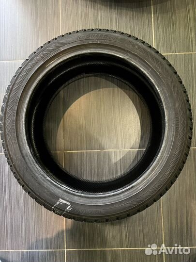 Yokohama Ice Guard IG65 235/45 R18 98T