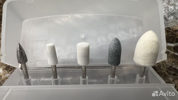 Машинка для маникюра и педикюра с насадками