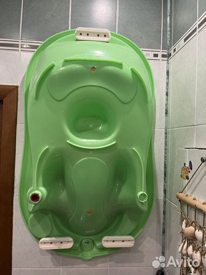 Ванночка для купания с горкой